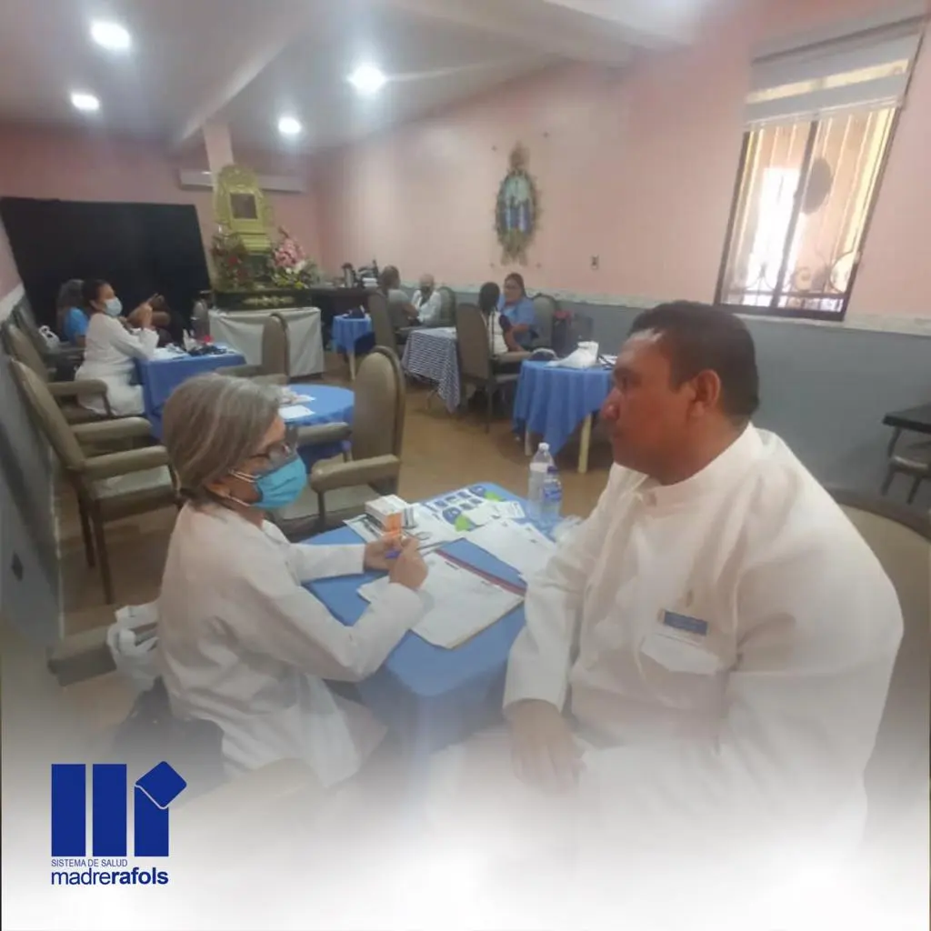 Madre Rafols brinda asistencia de salud a la Parroquia San Juan de Dios - foto 5