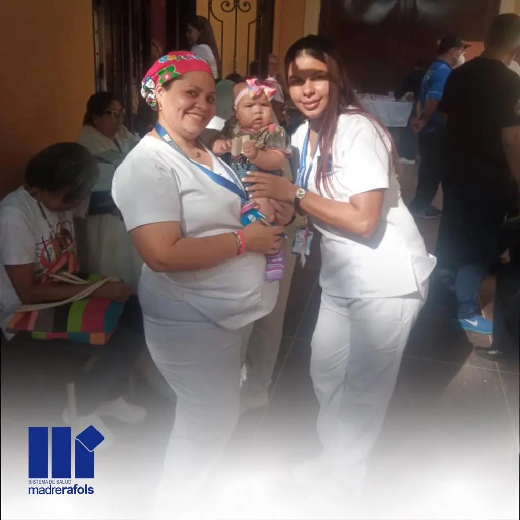 Madre Rafols brinda asistencia de salud a la Parroquia San Juan de Dios - foto 4