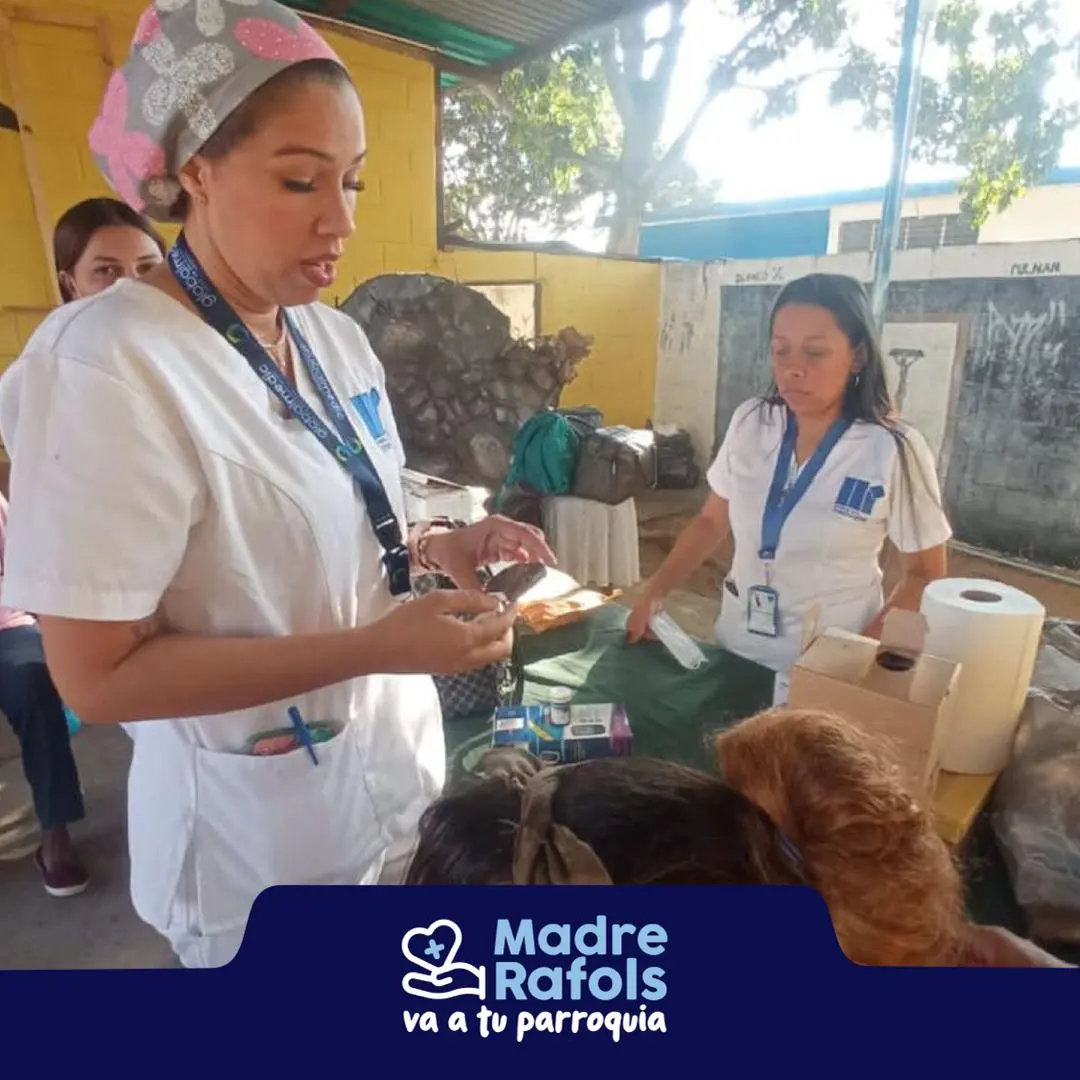 Madre Rafols visitó la Parroquia San Pablo Apostol de la Urbanización La Rotaria en Maracaibo - foto 5