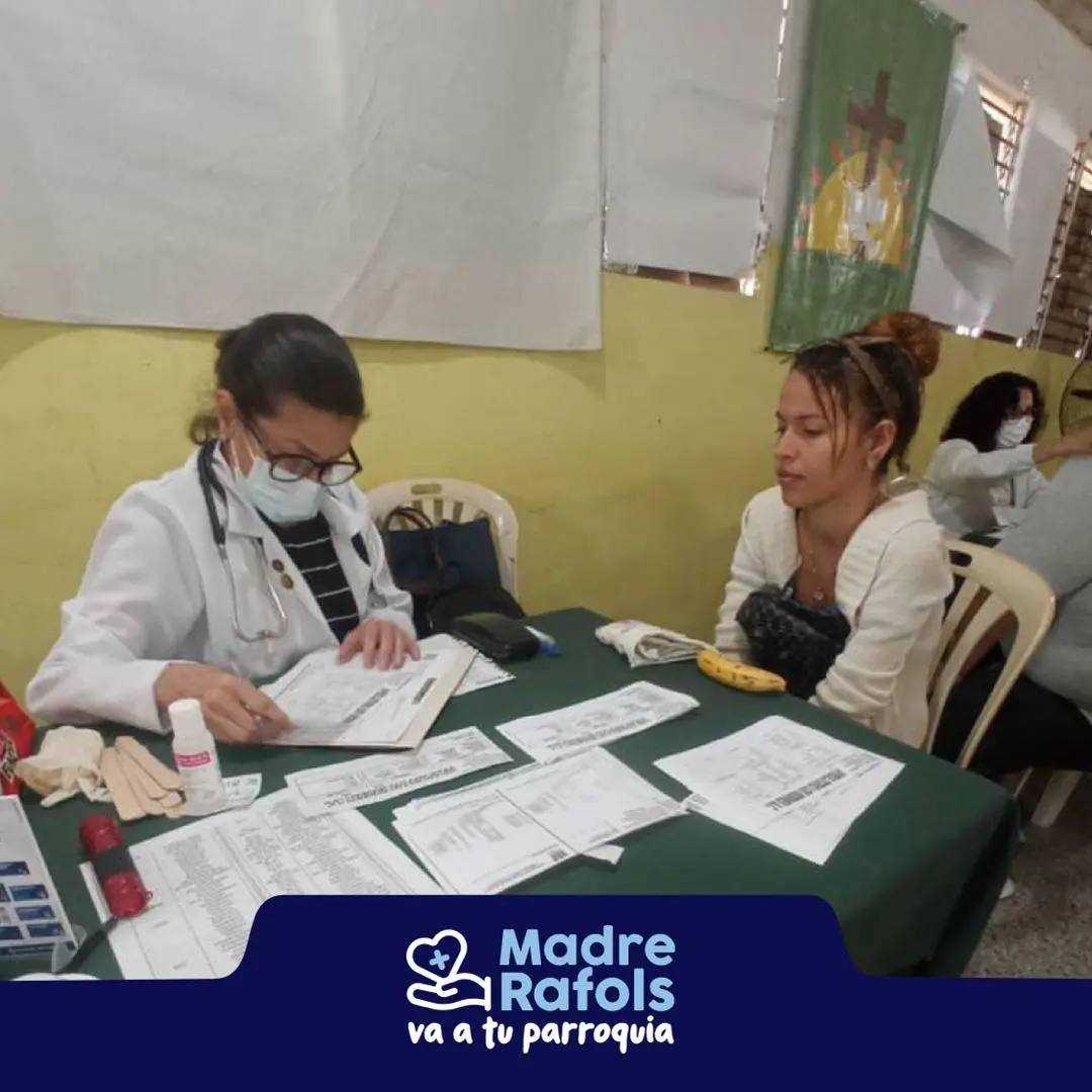Madre Rafols visitó la Parroquia San Pablo Apostol de la Urbanización La Rotaria en Maracaibo - foto 7