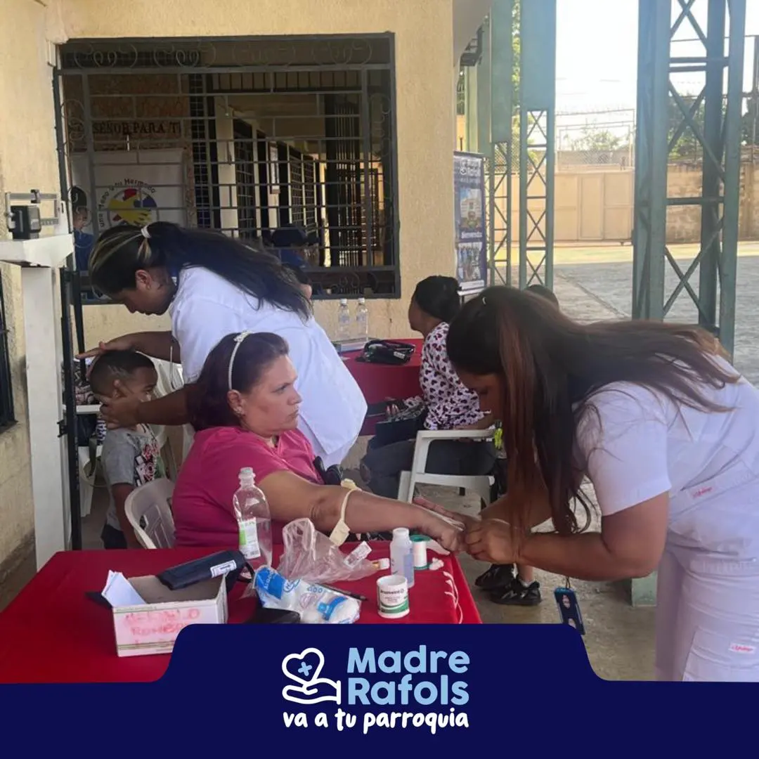 El Sistema de Salud Madre Rafols acompañó en una Jornada Médica Gratuita a la parroquia Santa Rosa de Lima de Maracaibo - foto 8
