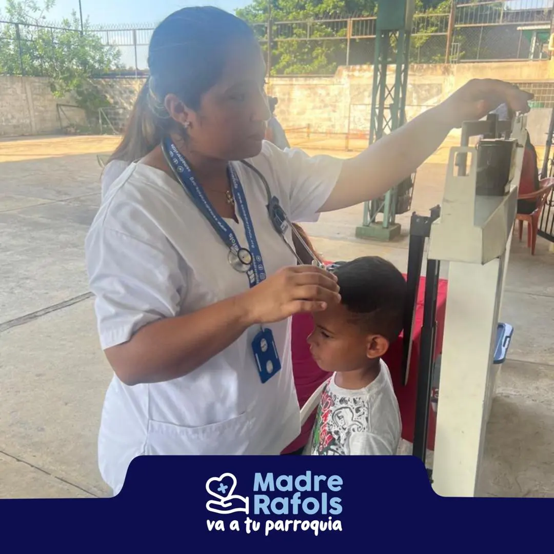 El Sistema de Salud Madre Rafols acompañó en una Jornada Médica Gratuita a la parroquia Santa Rosa de Lima de Maracaibo - foto 6