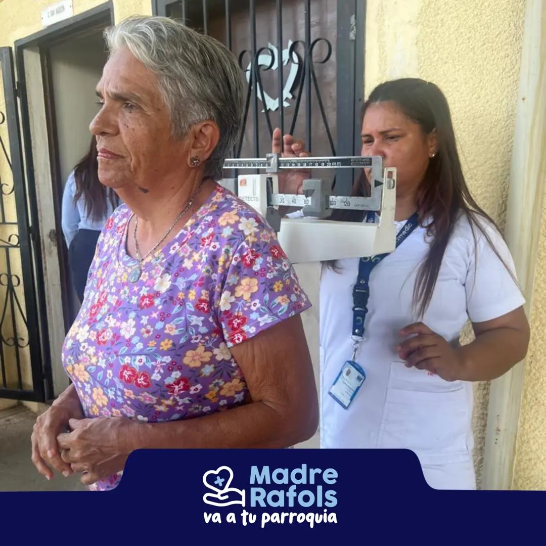 El Sistema de Salud Madre Rafols acompañó en una Jornada Médica Gratuita a la parroquia Santa Rosa de Lima de Maracaibo - foto 3
