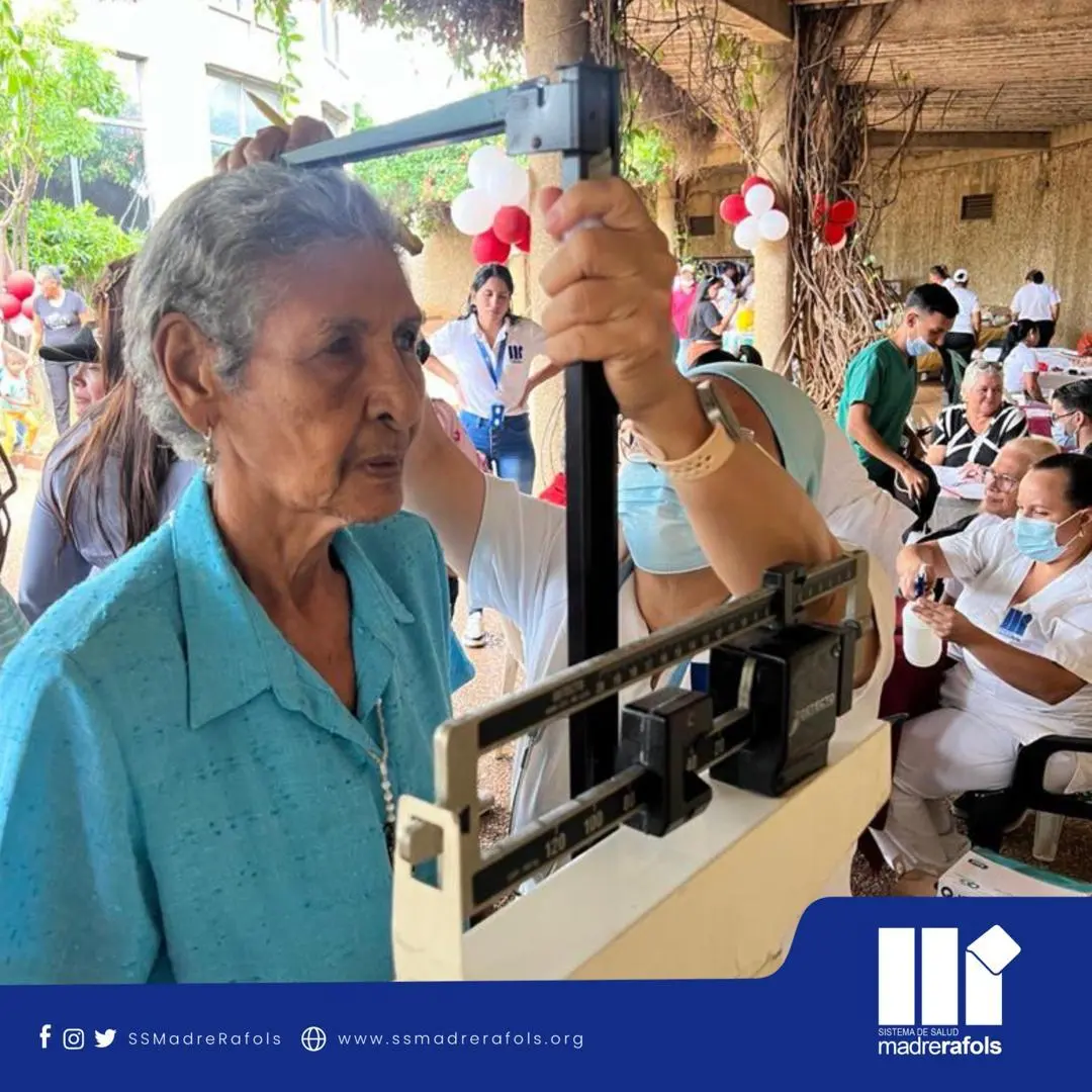Madre Rafols va a tu parroquia brindó asistencia en salud a las comunidades cercanas al Templo San Tarcisio - foto 6