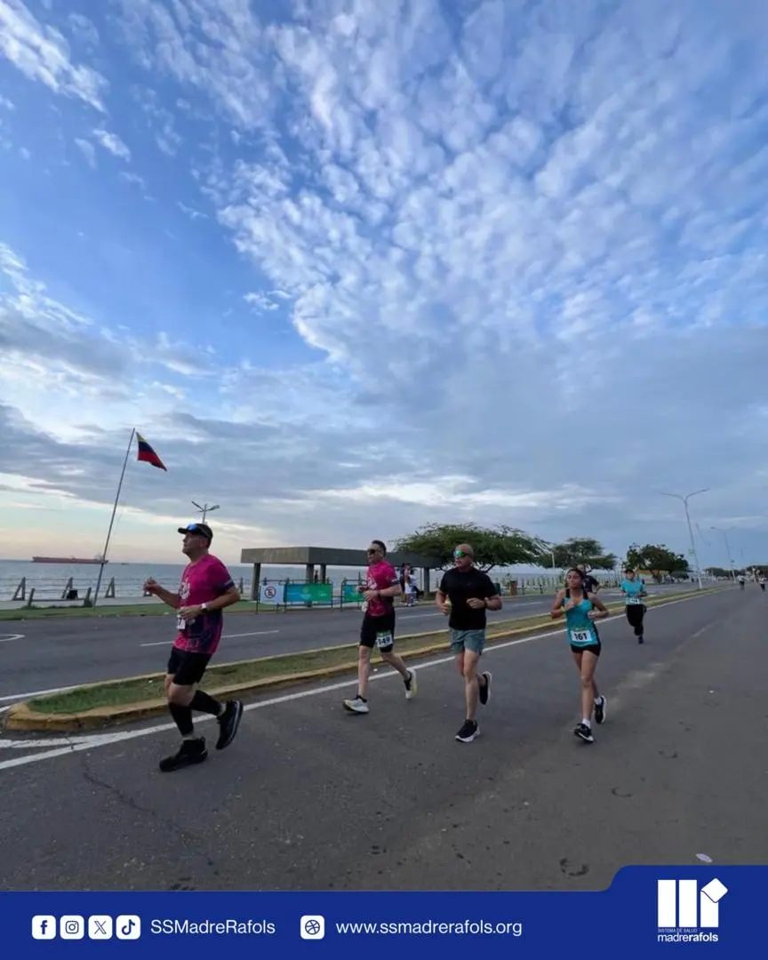 Madre Rafols acompañó a la red de amigos con diversidad funcional en su primera edición de carrera y caminata 5k - foto 2