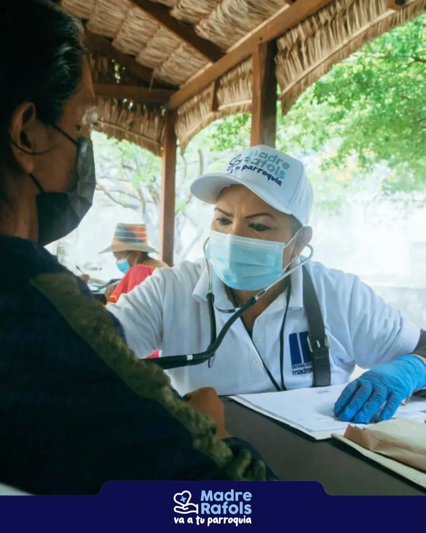 Madre Rafols va a tu parroquia atendió gratuitamente a más de 620 pacientes Wayúu en el municipio Guajira - foto 2