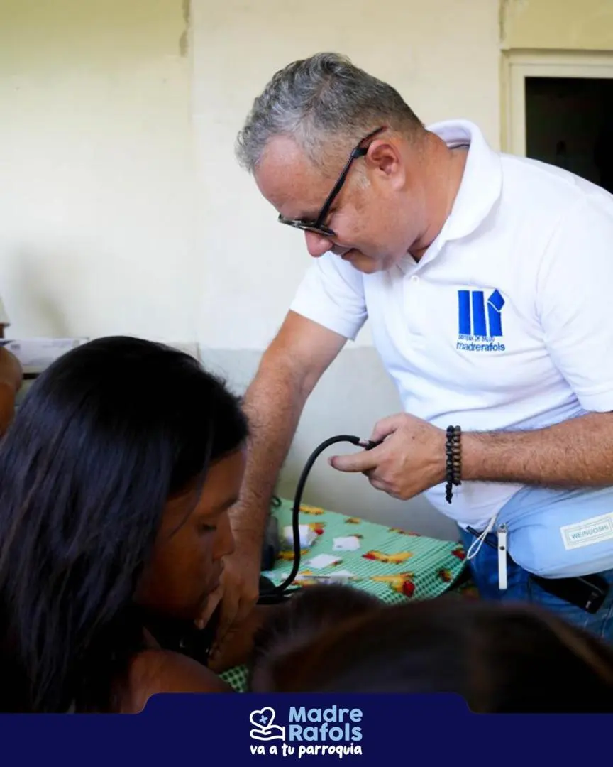 Madre Rafols y las hermanas de la Caridad de Santa Ana brindaron atención médica gratuita a 632 personas en los Ángeles del Tokuko en el municipio Machiques de Perijá - foto 6