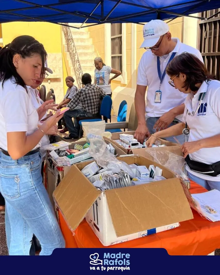 Madre Rafols atendió en jornada médica gratuita a 150 adultos mayores en la Basílica de Chiquinquirá - foto 1